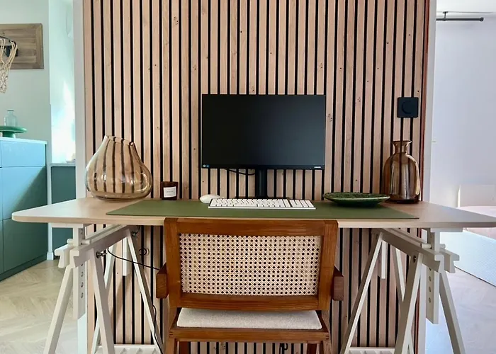 アパート Havre De Paix Avec Terrasse Au Coeur De ナント