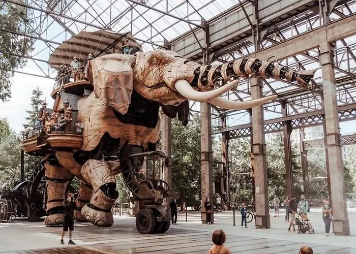 Havre De Paix Avec Terrasse Au Coeur De 南特